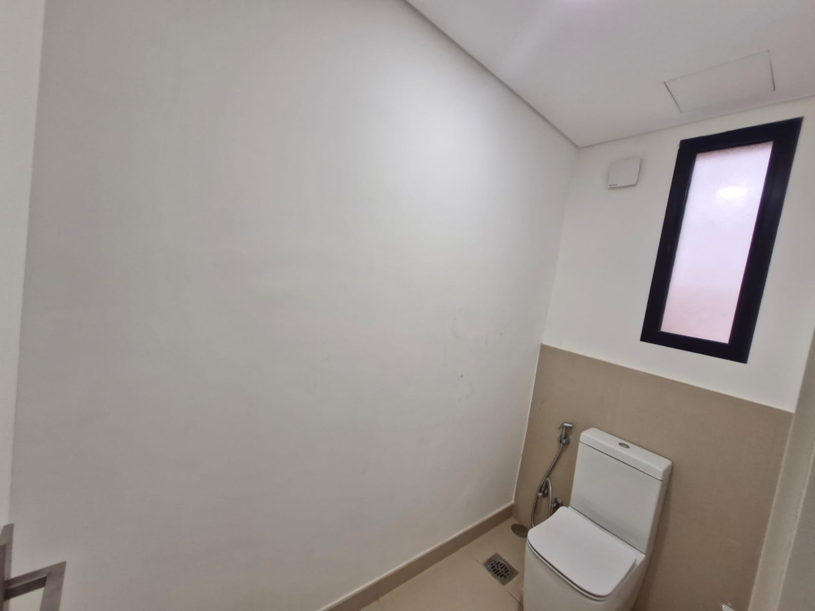 🏰 **Modern Luxury Villa | Sidra District – Roshn**   ✨ *Contemporary Design Blending Elegance, Functionality & Sustainability*  